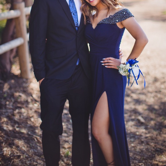 navy blue off the shoulder prom dress